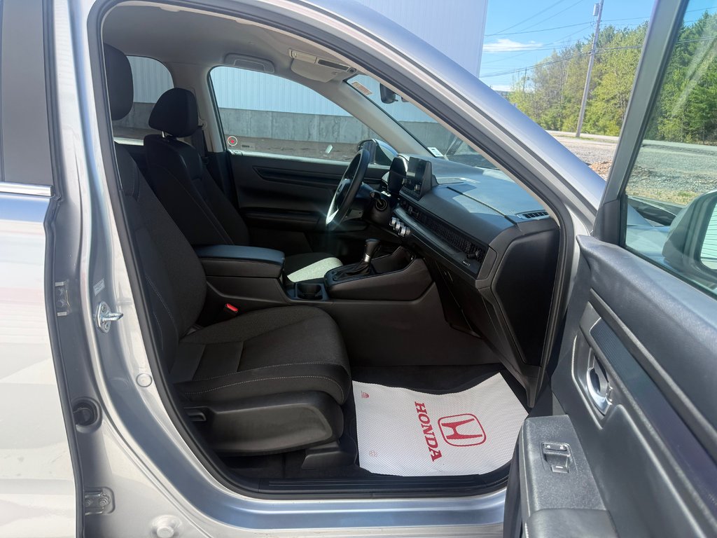 2024 Honda CR-V LX, keyless entry, backup camera, Bluetooth in Kentville, Nova Scotia - 19 - w1024h768px