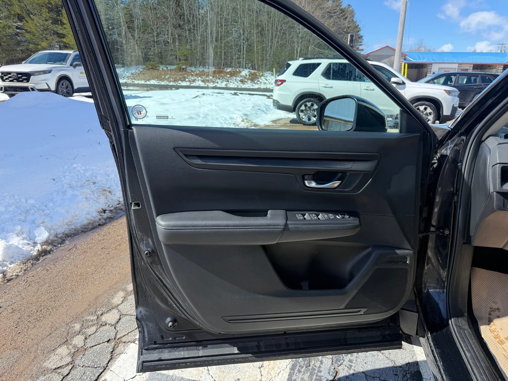 2024 Honda CR-V LX-B, keyless entry, backup camera, Bluetooth in COLDBROOK, Nova Scotia - 7 - w1024h768px