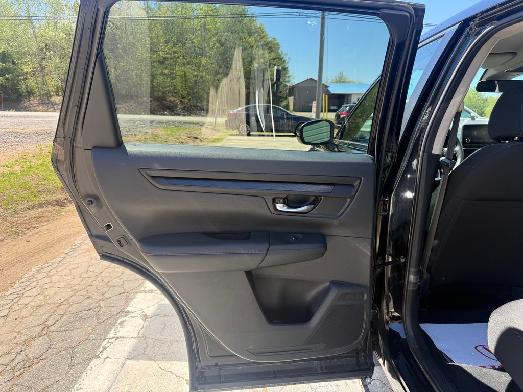 2024 Honda CR-V LX-B, keyless entry, backup camera, Bluetooth in Kentville, Nova Scotia - 13 - w1024h768px