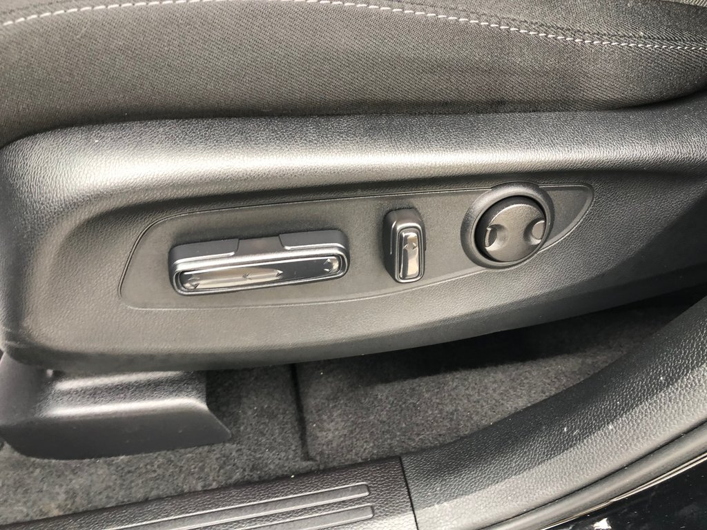 2025 Honda CR-V Sport - sunroof, cruise control, hands free, a/c in Kentville, Nova Scotia - 19 - w1024h768px