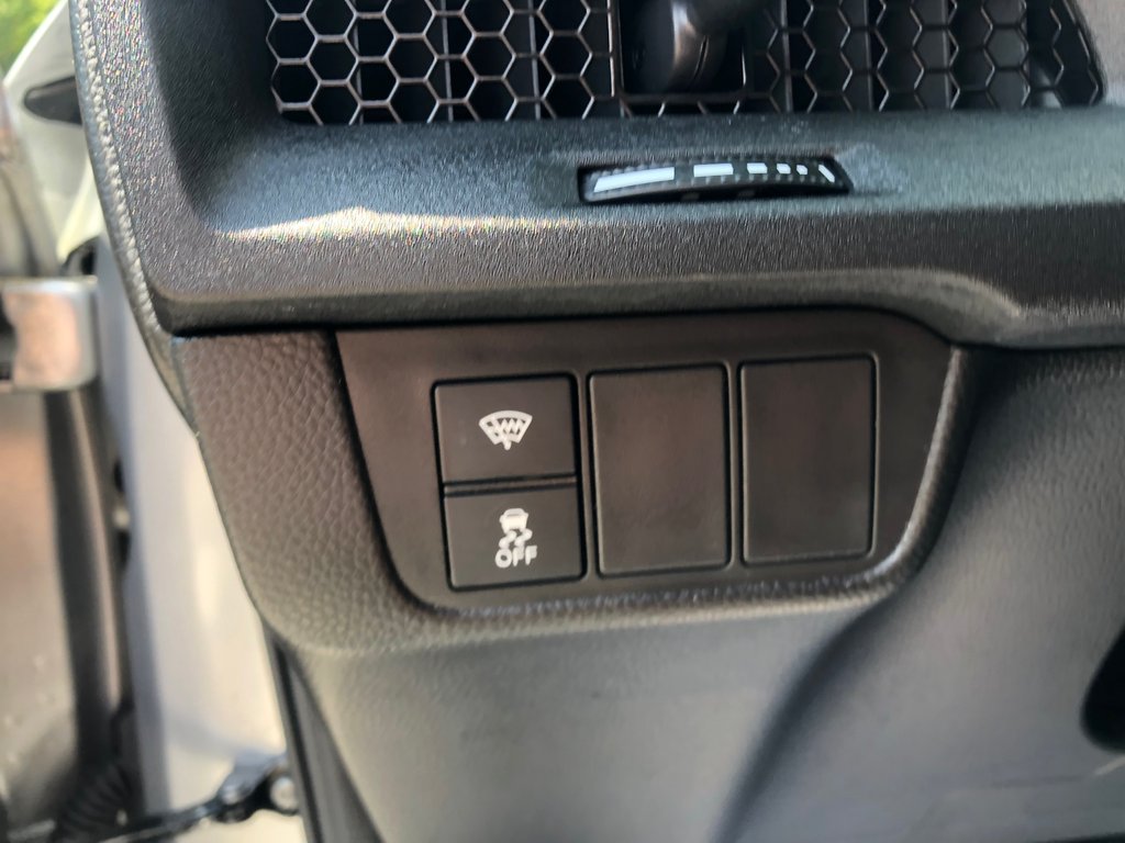 Honda CR-V LX 2WD - Reverse Camera, Carplay, Heated Seats 2025 à COLDBROOK, Nouvelle-Écosse - 9 - w1024h768px