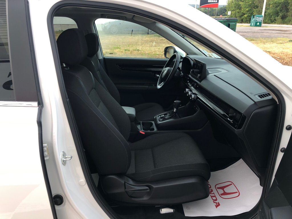 2025 Honda CR-V Sport - Heated Seats, Sunroof, Reverse Camera in COLDBROOK, Nova Scotia - 27 - w1024h768px
