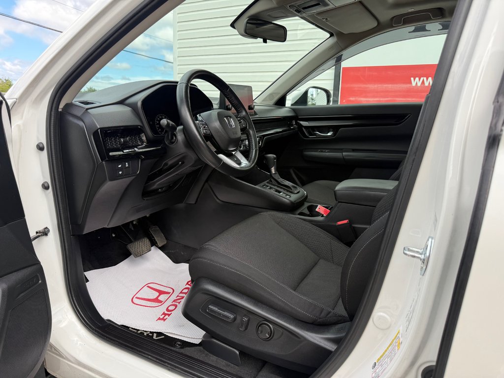 2025 Honda CR-V Sport, keyless entry, Cruise control, Bluetooth in COLDBROOK, Nova Scotia - 9 - w1024h768px