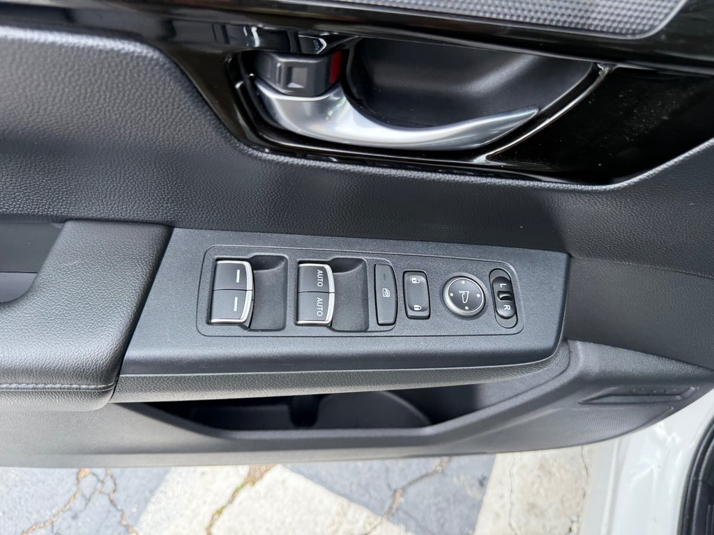 2025 Honda CR-V Sport, keyless entry, Cruise control, Bluetooth in COLDBROOK, Nova Scotia - 8 - w1024h768px