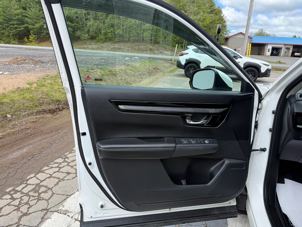2025 Honda CR-V Sport, keyless entry, Cruise control, Bluetooth in COLDBROOK, Nova Scotia - 7 - w1024h768px