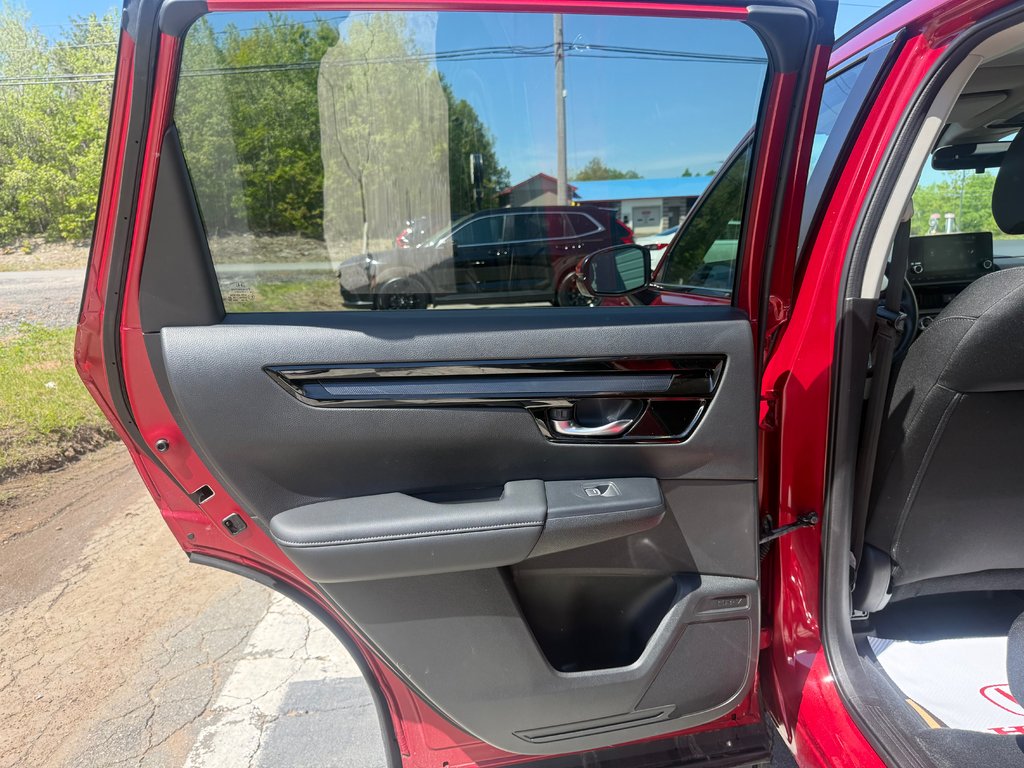 2025 Honda CR-V Sport, keyless entry, Cruise control, Bluetooth in COLDBROOK, Nova Scotia - 14 - w1024h768px