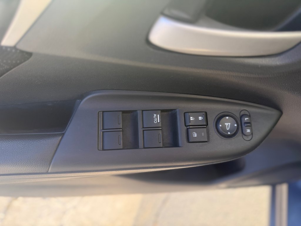 2015 Honda FIT EX/EXL Ex, keyless entry, backup cam,remote trunk release in COLDBROOK, Nova Scotia - 8 - w1024h768px