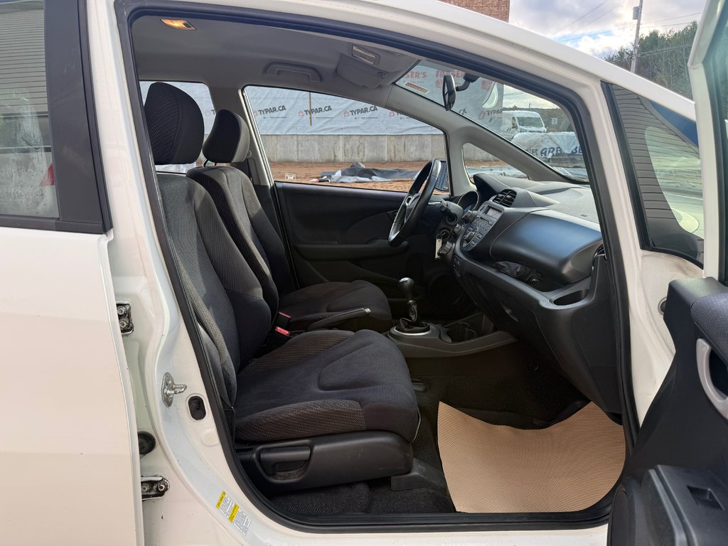 2013 Honda FIT Sport, 5 speed, keyless entry in Kentville, Nova Scotia - 20 - w1024h768px