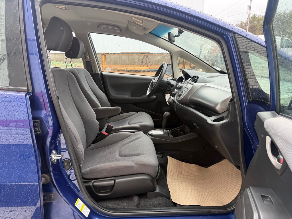 Honda FIT LX, keyless entry, backup camera, Bluetooth 2013 à COLDBROOK, Nouvelle-Écosse - 19 - w1024h768px