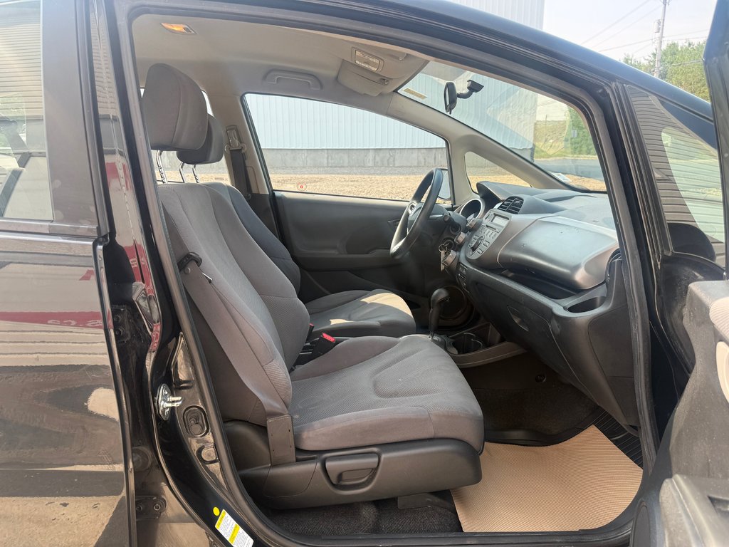 2014 Honda FIT LX, Keyless entry, MP3, Cruise control in COLDBROOK, Nova Scotia - 17 - w1024h768px
