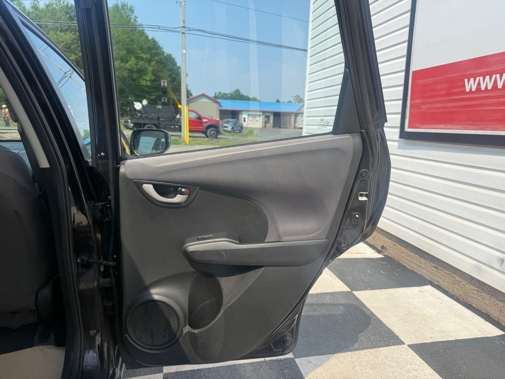2014 Honda FIT LX, Keyless entry, MP3, Cruise control in COLDBROOK, Nova Scotia - 14 - w1024h768px
