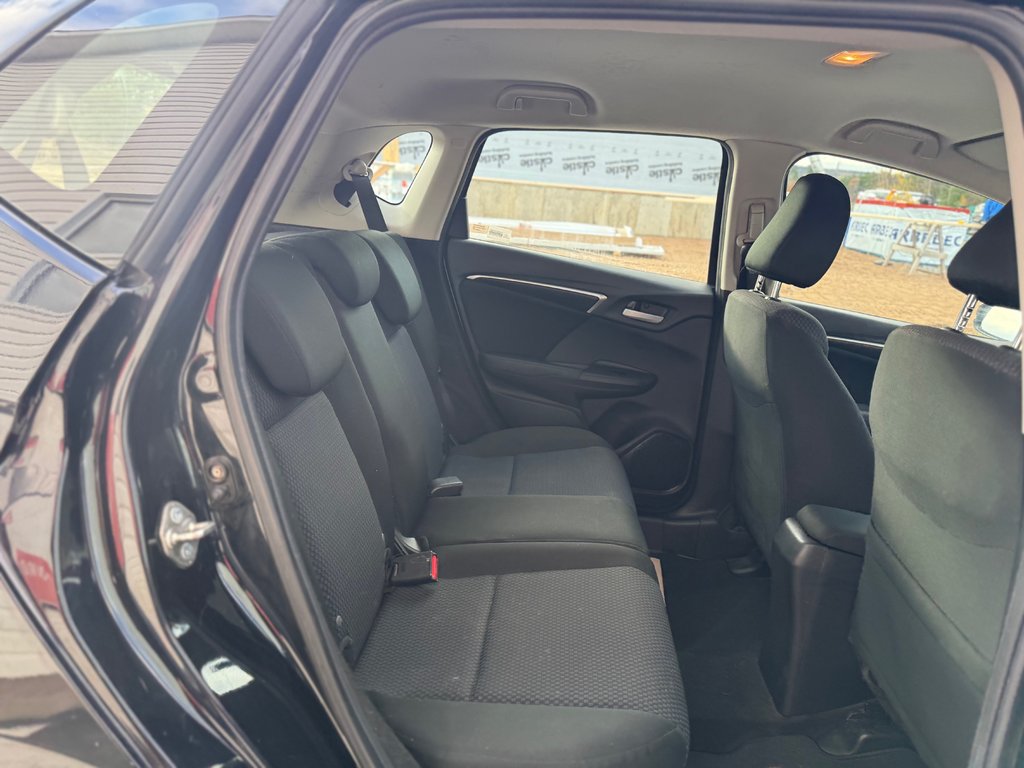 2019 Honda FIT LX, Manual 5-speed, keyless entry, backup camera in COLDBROOK, Nova Scotia - 18 - w1024h768px