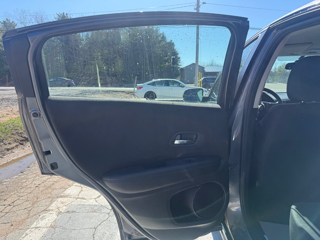 Honda HR-V LX, keyless entry, backup camera, Bluetooth 2017 à COLDBROOK, Nouvelle-Écosse - 13 - w1024h768px