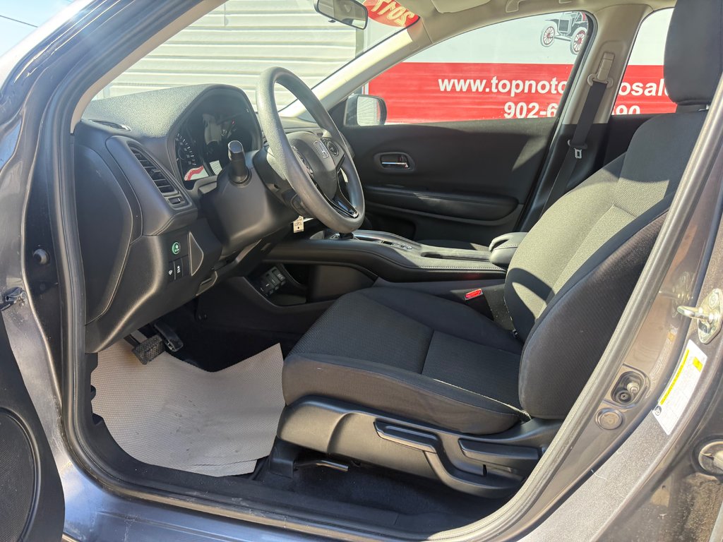 Honda HR-V LX, keyless entry, backup camera, Bluetooth 2017 à COLDBROOK, Nouvelle-Écosse - 9 - w1024h768px