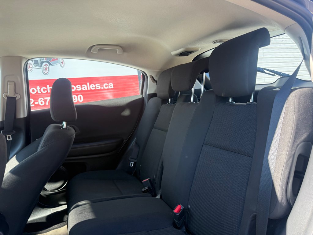 Honda HR-V LX, keyless entry, backup camera, Bluetooth 2017 à COLDBROOK, Nouvelle-Écosse - 14 - w1024h768px