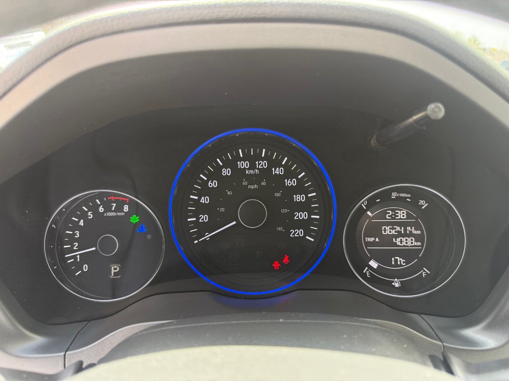 2017 Honda HR-V LX, keyless entry, backup camera, Bluetooth in Kentville, Nova Scotia - 11 - w1024h768px