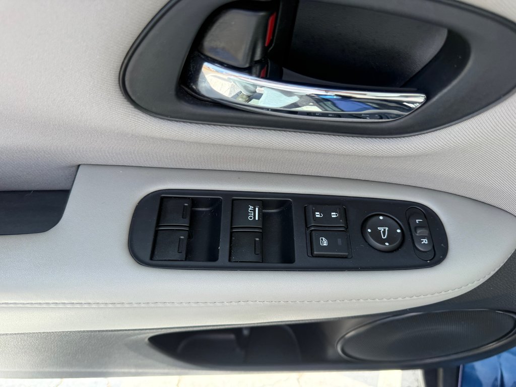 2017 Honda HR-V LX, keyless entry, backup camera, Bluetooth in Kentville, Nova Scotia - 8 - w1024h768px