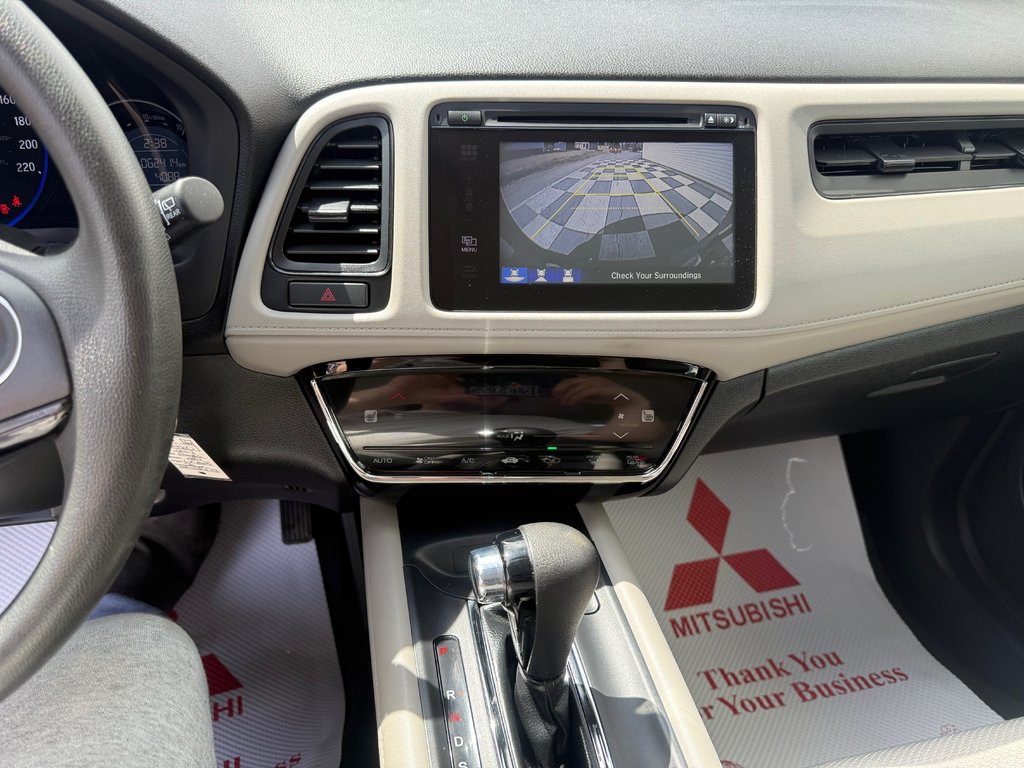 2017 Honda HR-V LX, keyless entry, backup camera, Bluetooth in Kentville, Nova Scotia - 12 - w1024h768px