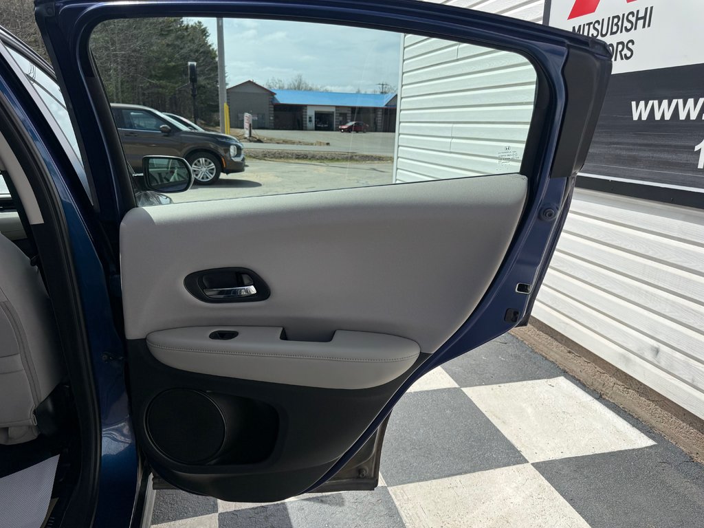 2017 Honda HR-V LX, keyless entry, backup camera, Bluetooth in Kentville, Nova Scotia - 16 - w1024h768px