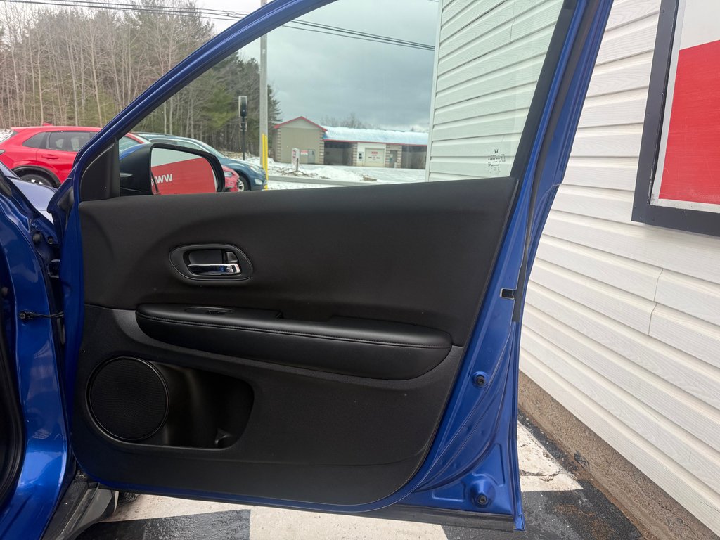2018 Honda HR-V LX, keyless entry, backup camera, Bluetooth in Kentville, Nova Scotia - 18 - w1024h768px