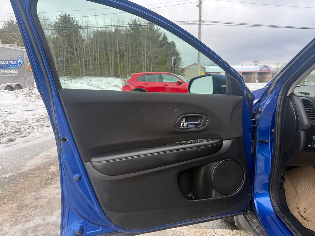 2018 Honda HR-V LX, keyless entry, backup camera, Bluetooth in Kentville, Nova Scotia - 7 - w1024h768px