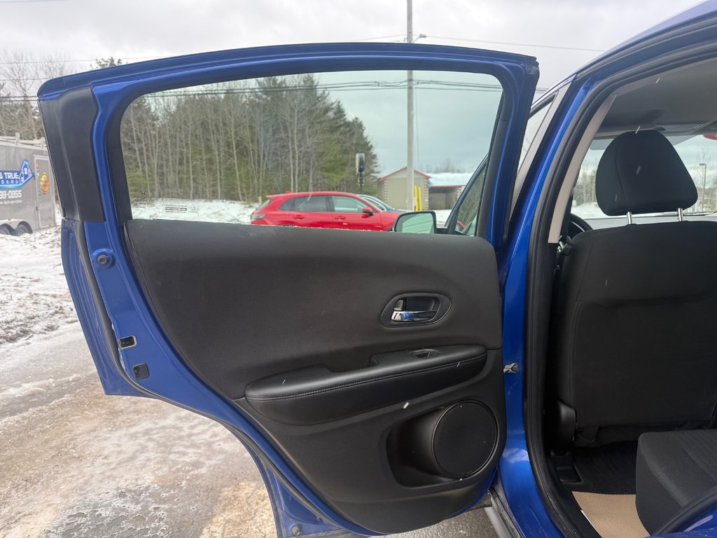 2018 Honda HR-V LX, keyless entry, backup camera, Bluetooth in Kentville, Nova Scotia - 13 - w1024h768px