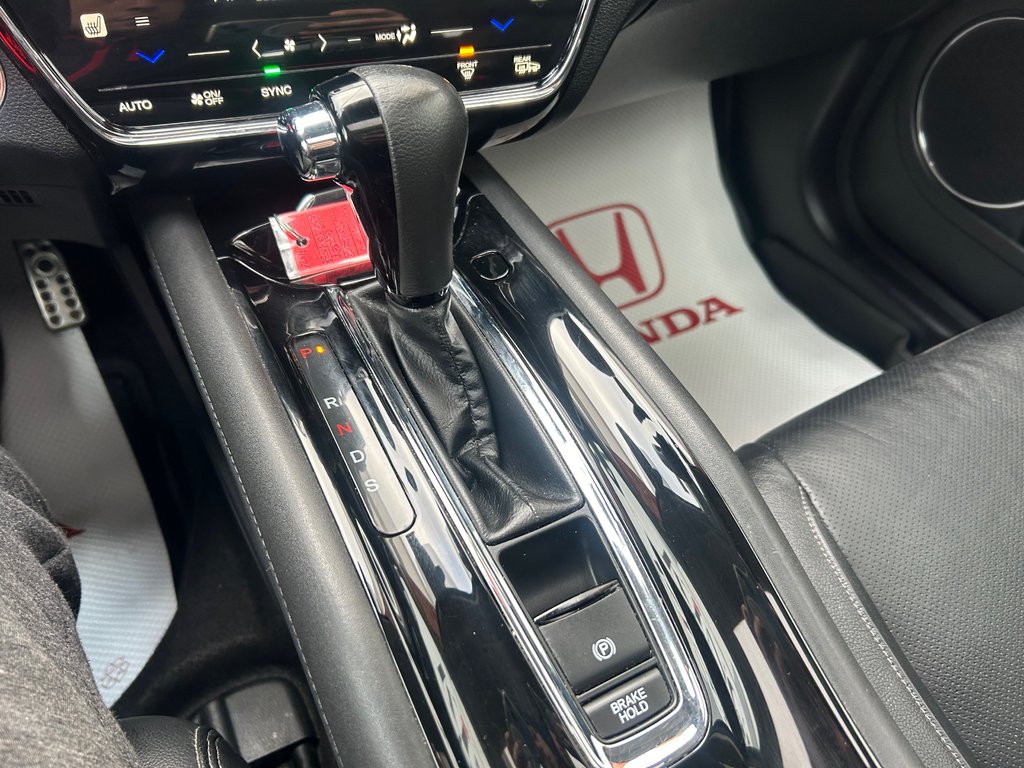 2019  HR-V Touring - Leather, Heated seats, AWD, Sunroof, AC in COLDBROOK, Nova Scotia - 18 - w1024h768px