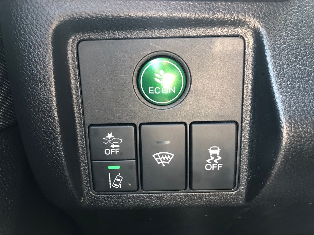 2019 Honda HR-V Sport - sunroof, hands free, reverse camera, a/c in Kentville, Nova Scotia - 8 - w1024h768px