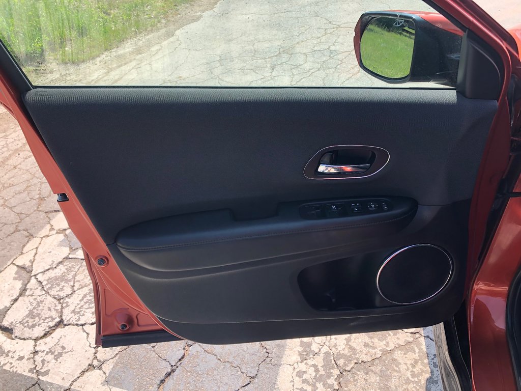 2019 Honda HR-V Sport - sunroof, hands free, reverse camera, a/c in Kentville, Nova Scotia - 17 - w1024h768px