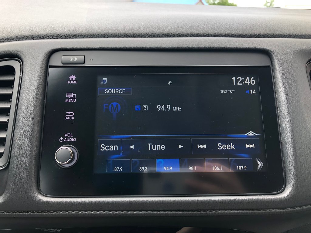 2019 Honda HR-V LX - hands free, reverse camera, heated seats, a/c in COLDBROOK, Nova Scotia - 11 - w1024h768px