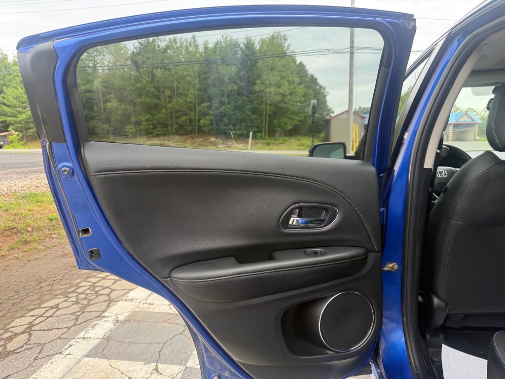 Honda HR-V Touring, keyless entry, backup camera, Bluetooth 2019 à Kentville, Nouvelle-Écosse - 14 - w1024h768px