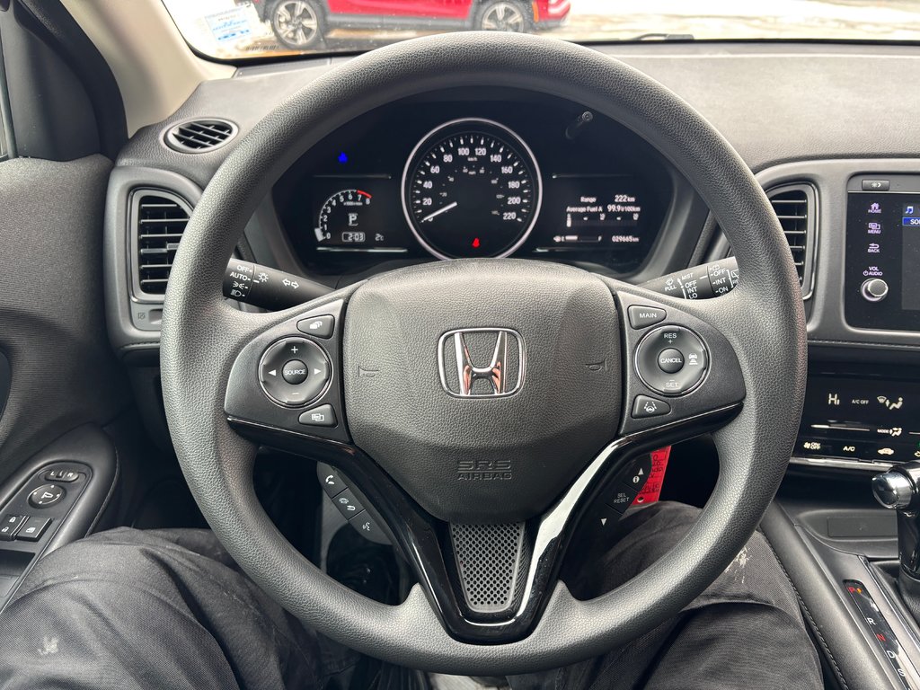 2020 Honda HR-V LX - reverse camera, heated seats, alloys, econ in COLDBROOK, Nova Scotia - 9 - w1024h768px