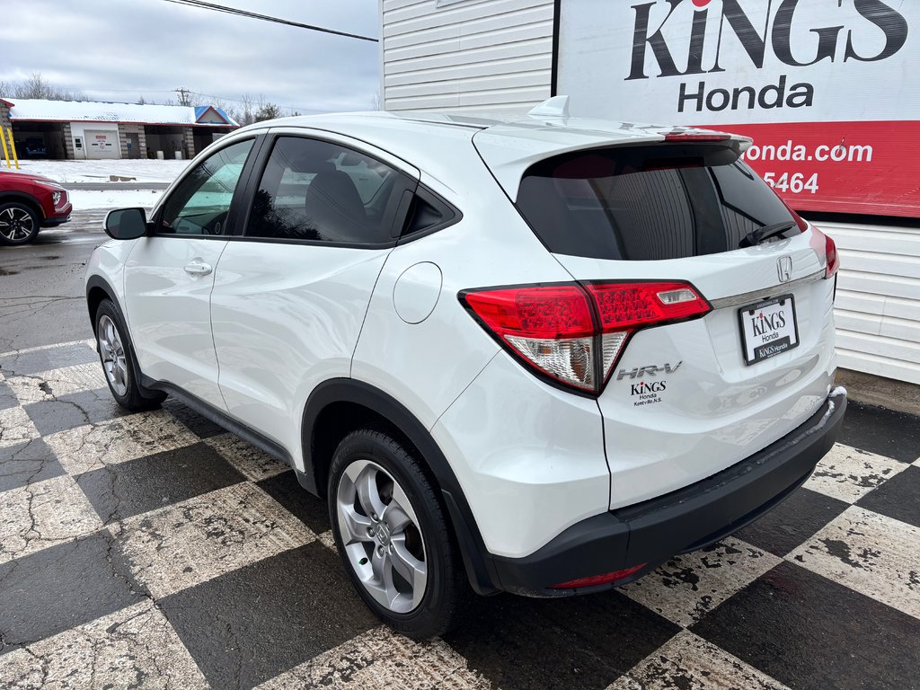 2020 Honda HR-V LX - reverse camera, heated seats, alloys, econ in COLDBROOK, Nova Scotia - 6 - w1024h768px