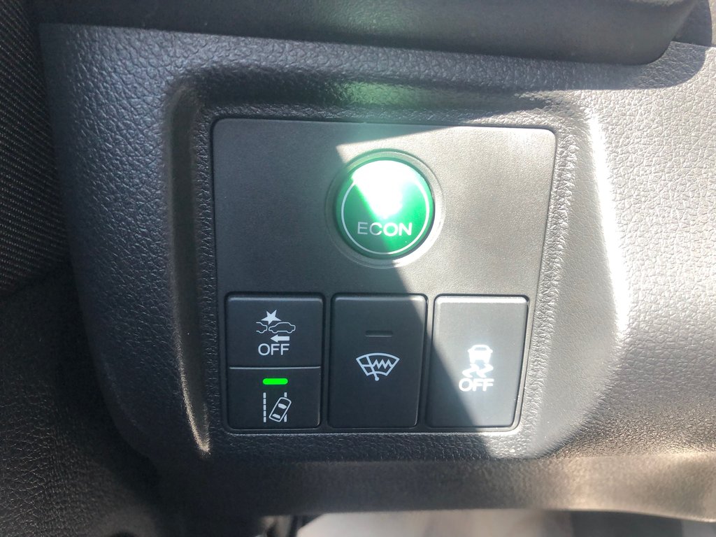 2020 Honda HR-V LX - heated seats, reverse camera, hands free in COLDBROOK, Nova Scotia - 8 - w1024h768px