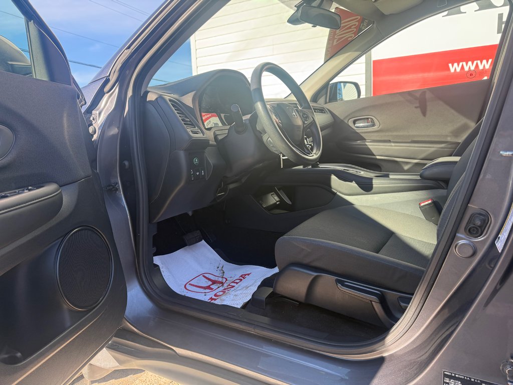 2020 Honda HR-V LX, Keyless entry, remote start, backup camera in Kentville, Nova Scotia - 8 - w1024h768px