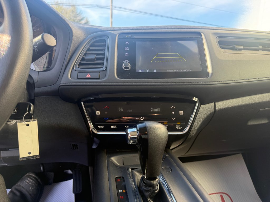2020 Honda HR-V LX, Keyless entry, remote start, backup camera in Kentville, Nova Scotia - 11 - w1024h768px