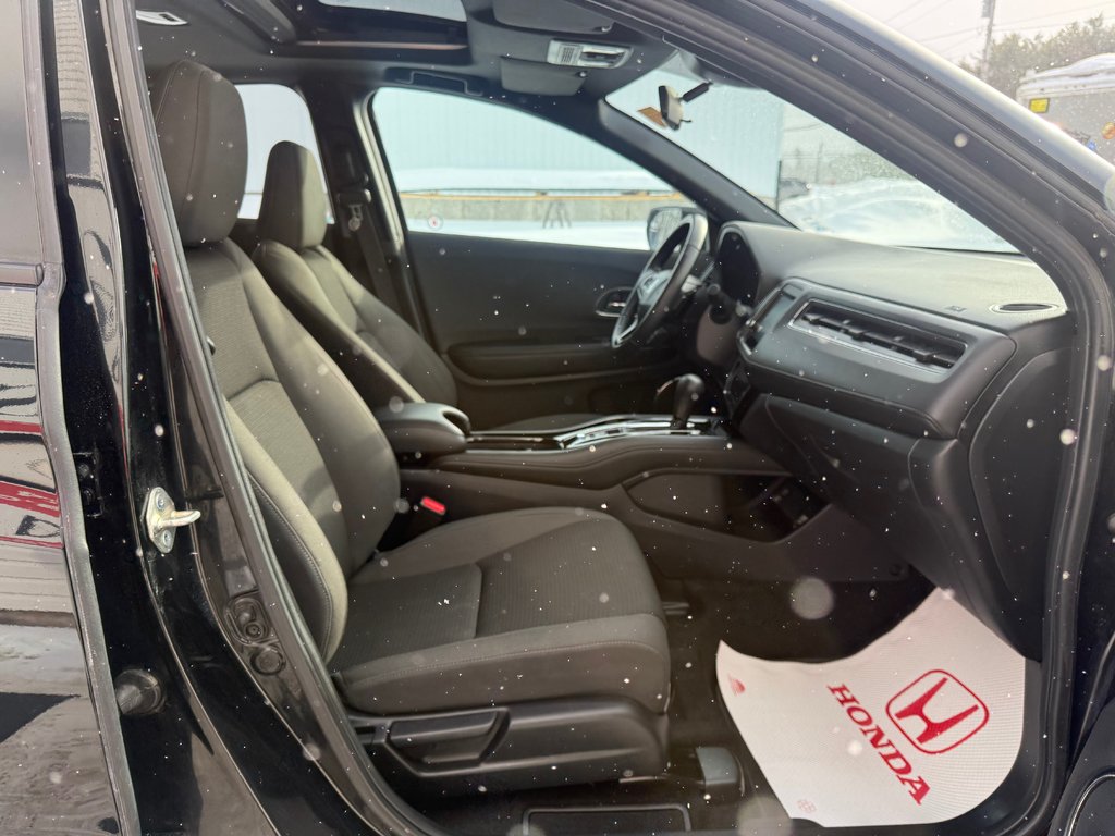 2020 Honda HR-V Sport, keyless entry, Cruise control, Bluetooth in COLDBROOK, Nova Scotia - 20 - w1024h768px