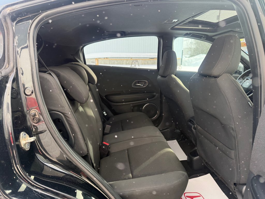 2020 Honda HR-V Sport, keyless entry, Cruise control, Bluetooth in COLDBROOK, Nova Scotia - 18 - w1024h768px