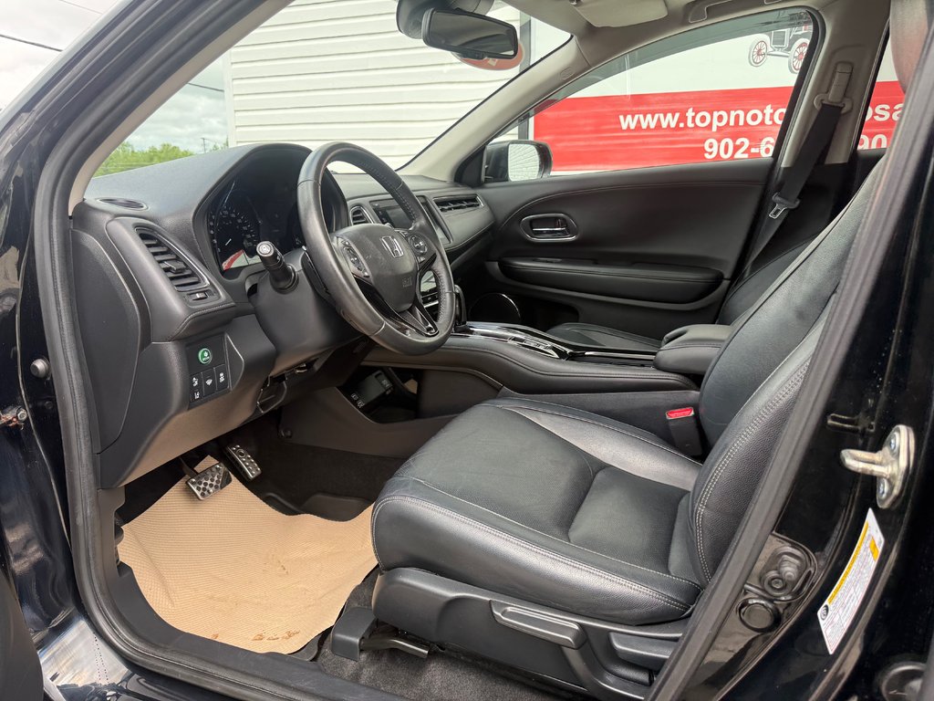2020 Honda HR-V Touring, keyless entry, backup camera, Bluetooth in Kentville, Nova Scotia - 9 - w1024h768px