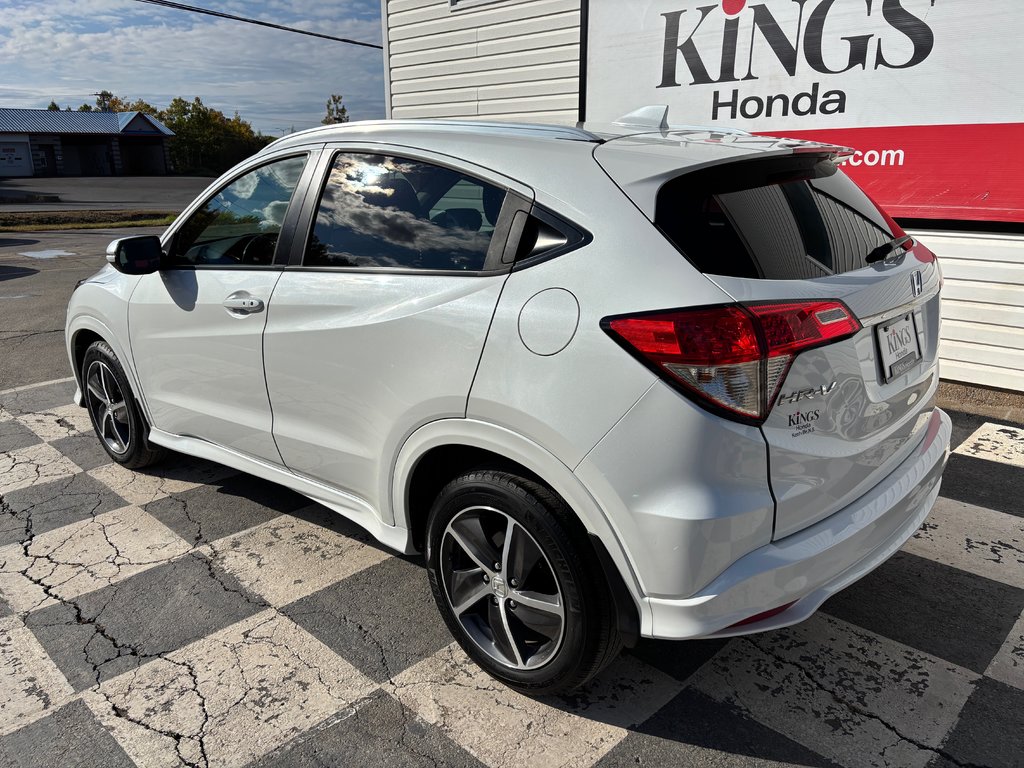 2021  HR-V Touring - reverse/blind spot cameras, dual climate in COLDBROOK, Nova Scotia - 6 - w1024h768px