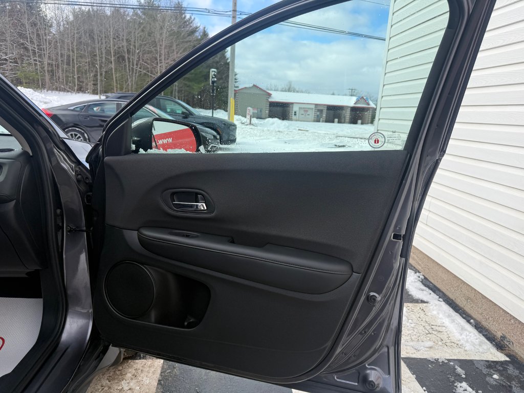 Honda HR-V LX, keyless entry, backup camera, Bluetooth 2021 à Kentville, Nouvelle-Écosse - 19 - w1024h768px