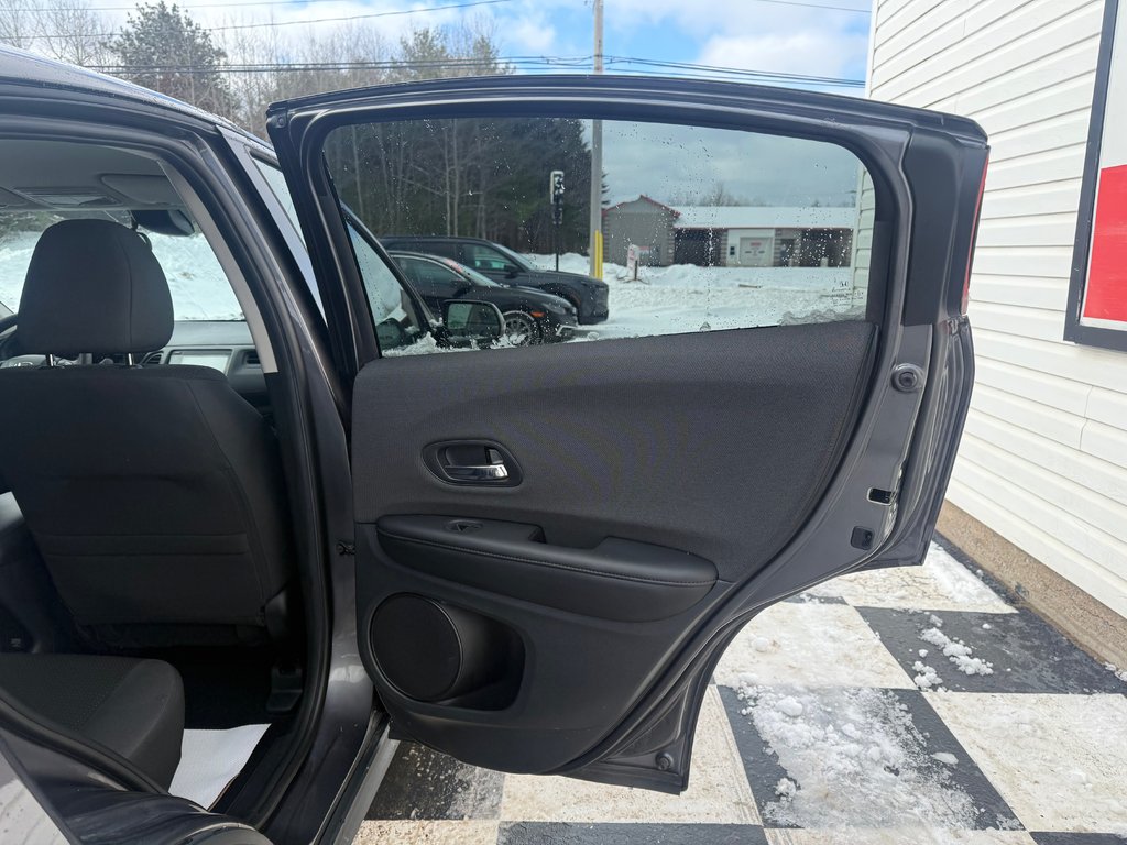 Honda HR-V LX, keyless entry, backup camera, Bluetooth 2021 à Kentville, Nouvelle-Écosse - 17 - w1024h768px