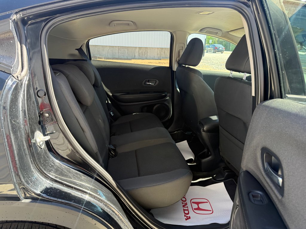 2021 Honda HR-V LX, keyless entry, backup camera, Bluetooth in Kentville, Nova Scotia - 17 - w1024h768px