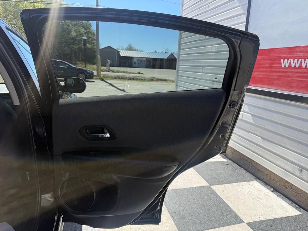 2021 Honda HR-V LX, keyless entry, backup camera, Bluetooth in Kentville, Nova Scotia - 16 - w1024h768px