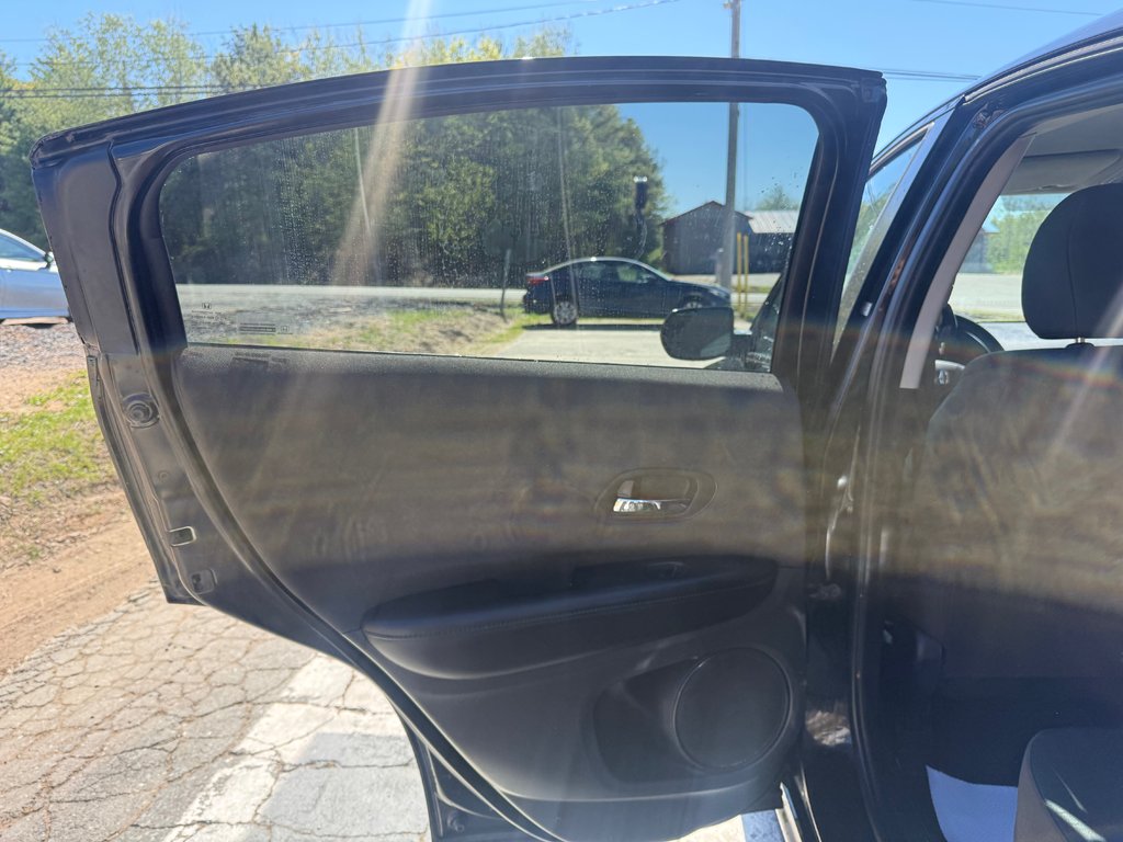 2021 Honda HR-V LX, keyless entry, backup camera, Bluetooth in Kentville, Nova Scotia - 13 - w1024h768px