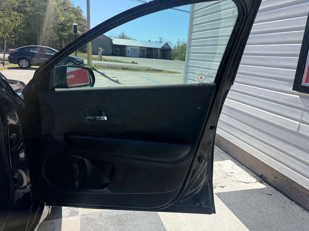 2021 Honda HR-V LX, keyless entry, backup camera, Bluetooth in Kentville, Nova Scotia - 18 - w1024h768px