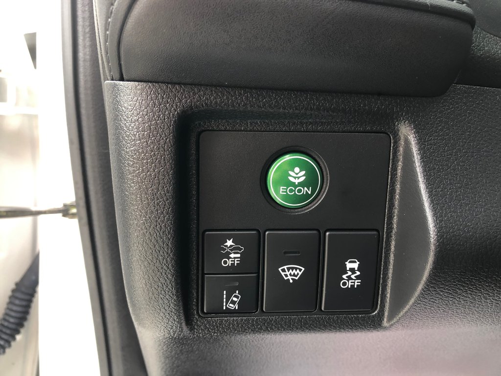 2022 Honda HR-V Sport - Sunroof, Reverse Camera, Lane Assist, AC in COLDBROOK, Nova Scotia - 9 - w1024h768px