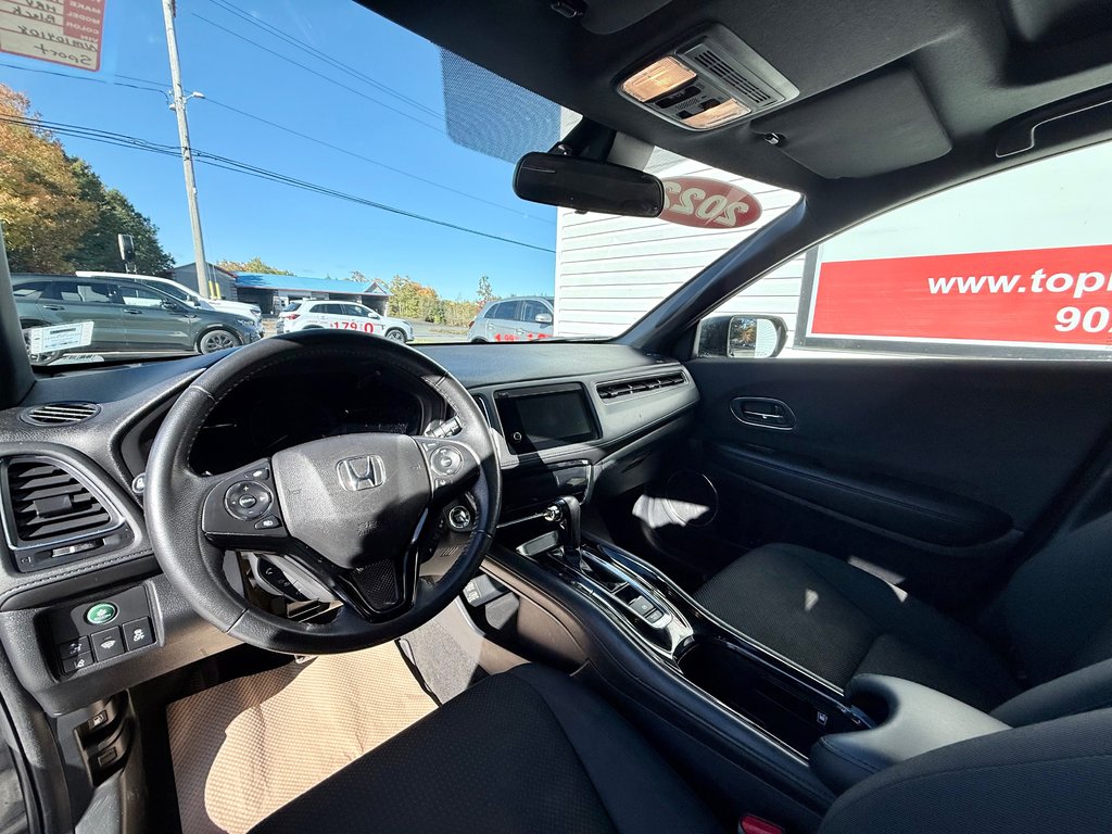 2022 Honda HR-V Sport | AWD, Lane Assist, Heated Seats, Sunroof in COLDBROOK, Nova Scotia - 9 - w1024h768px
