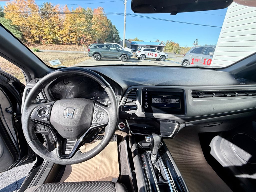 2022 Honda HR-V Sport | AWD, Lane Assist, Heated Seats, Sunroof in COLDBROOK, Nova Scotia - 10 - w1024h768px