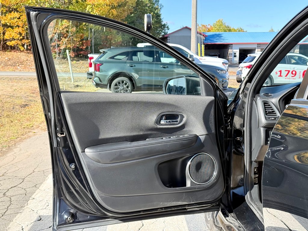 2022 Honda HR-V Sport | AWD, Lane Assist, Heated Seats, Sunroof in COLDBROOK, Nova Scotia - 7 - w1024h768px